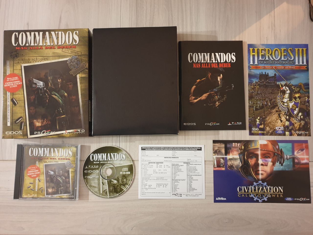 Commandos Más Allá del Deber content