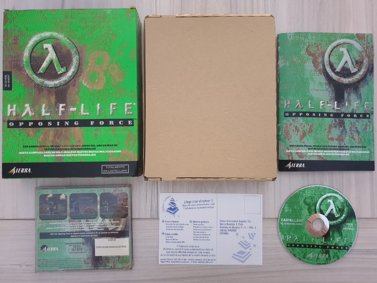 Half-Life: Opposing Force content